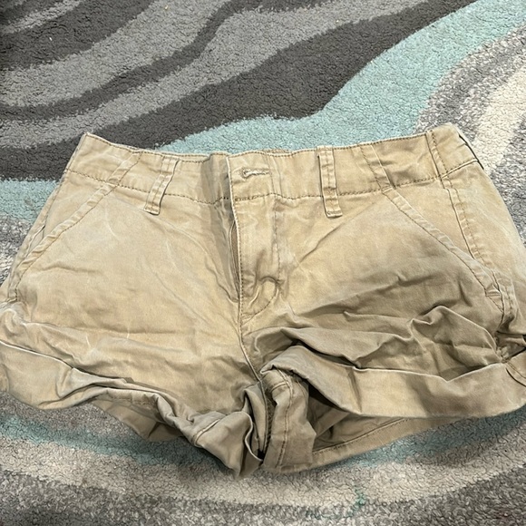 💙2/$15 or 3/$20 - shorts - Picture 1 of 5